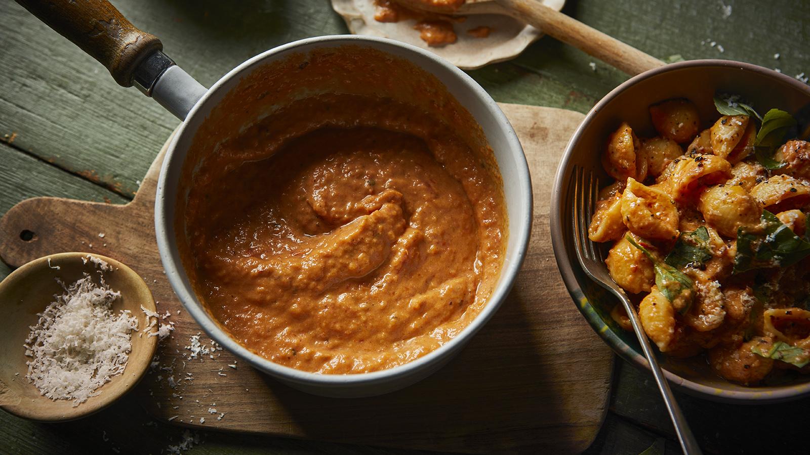 Creamy tomato pasta sauce recipe - BBC Food