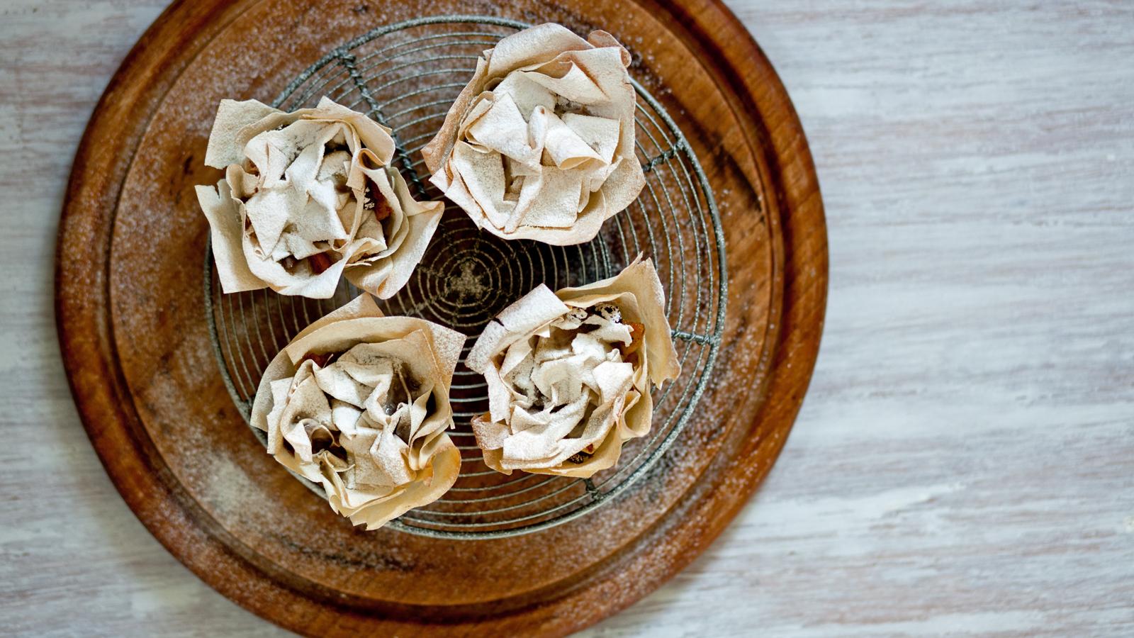 Filo pastry mince pies