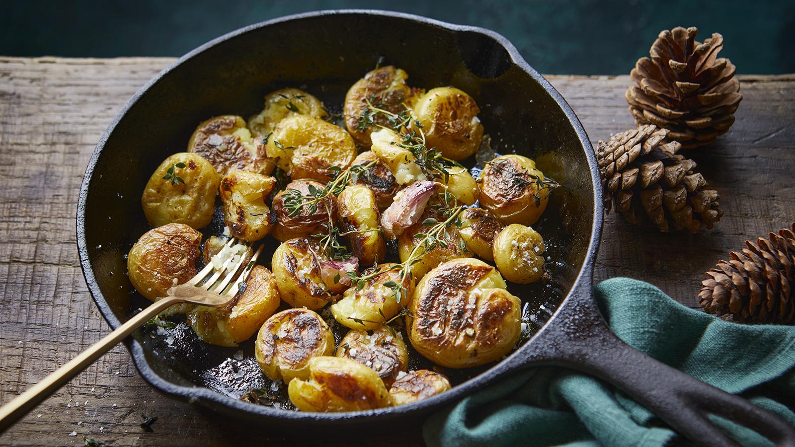 Crispy smashed potatoes