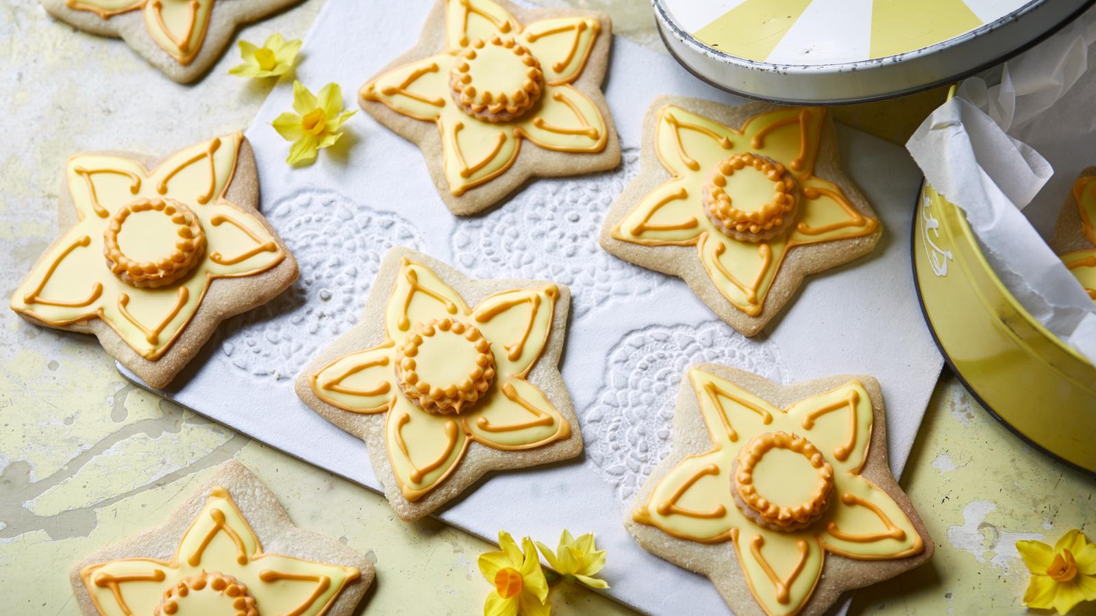 Daffodil biscuits