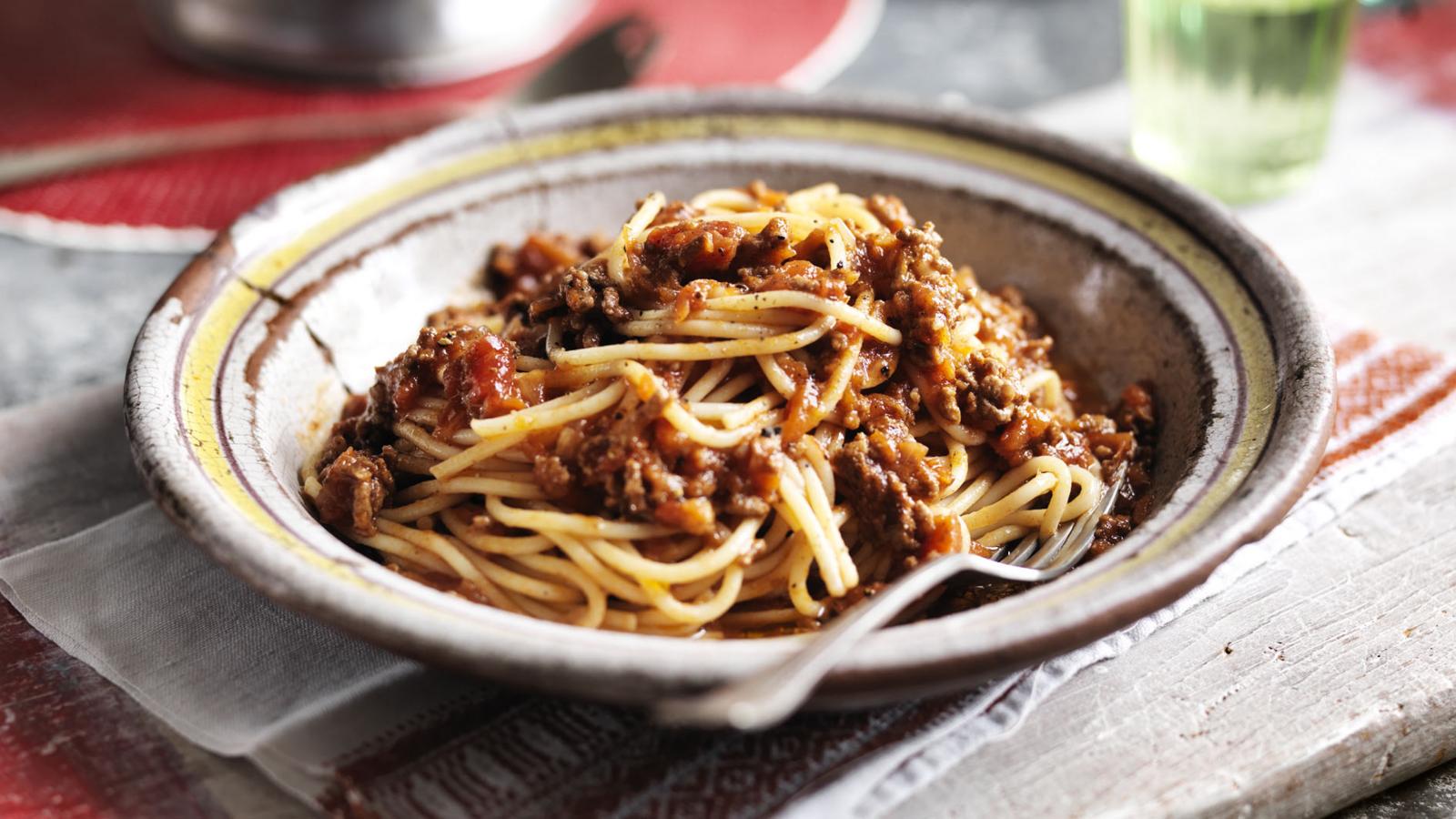 Easy spaghetti bolognese