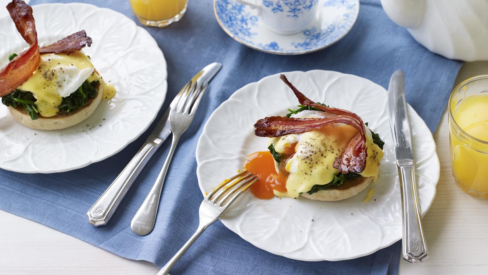 Eggs Benedict Florentine recipe - BBC Food