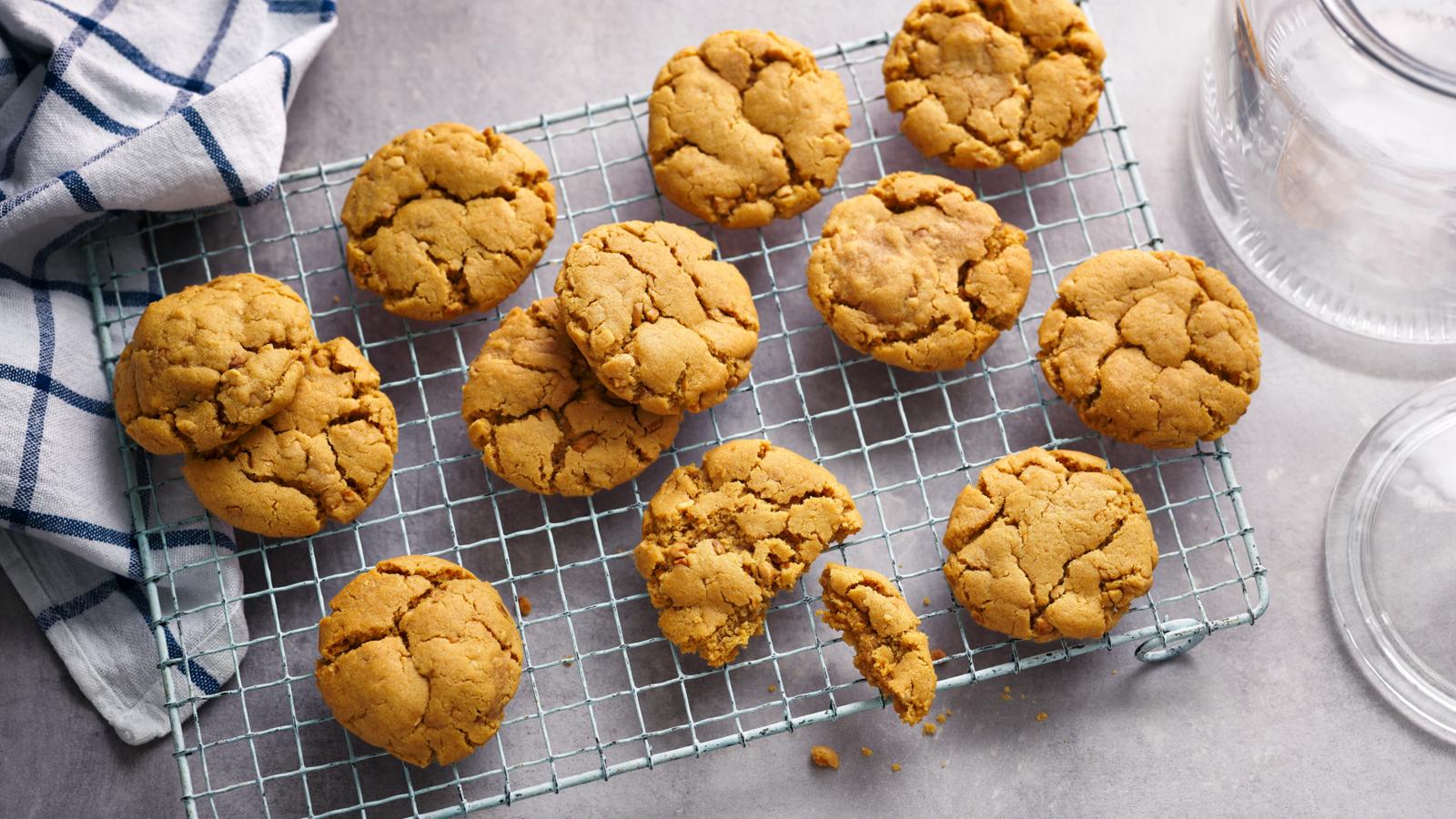 Flourless Peanut Butter Cookies Recipe - BBC Food