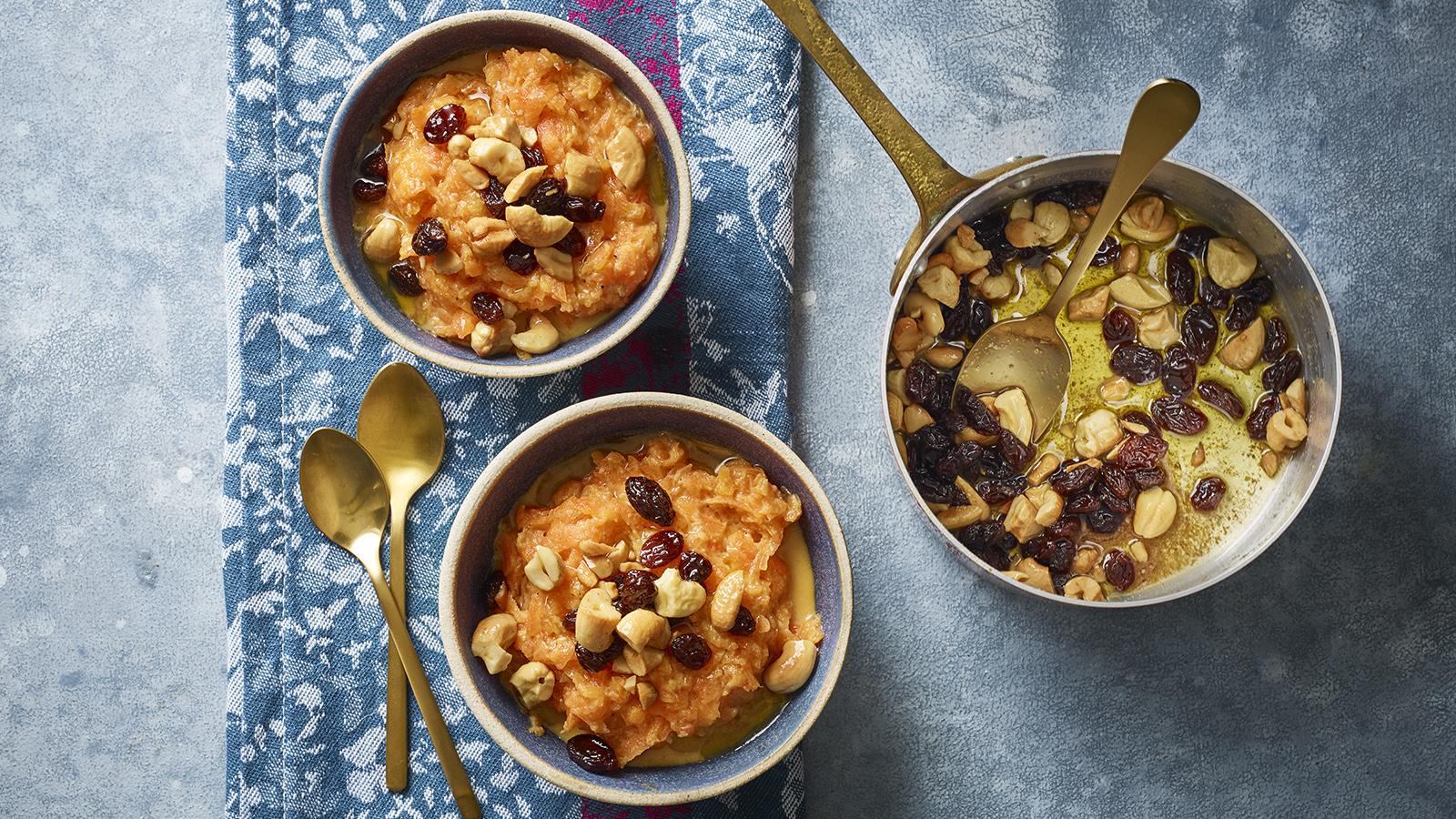 Gajar ka halwa (carrot halwa)