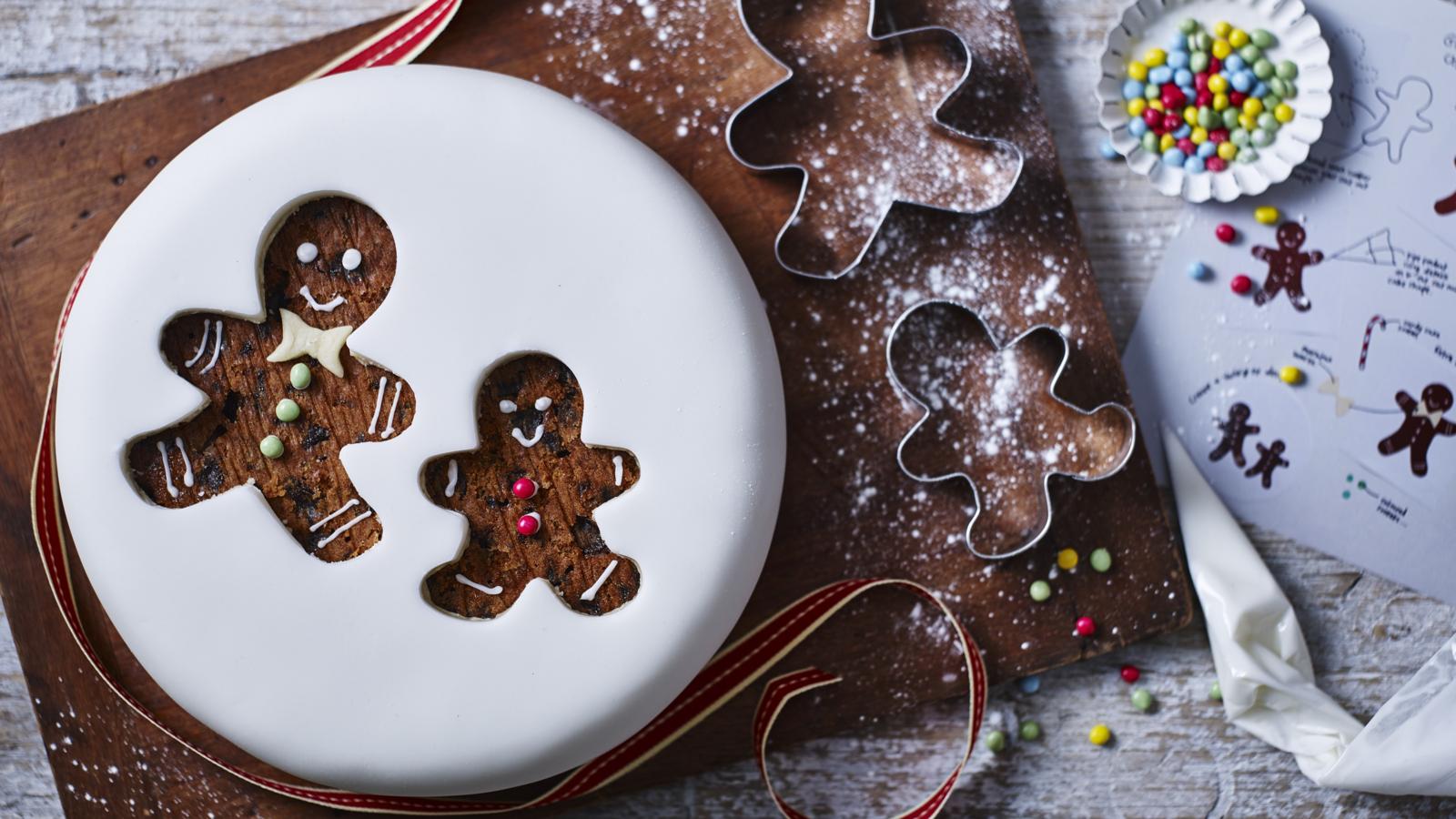 Gingerbread man Christmas cake