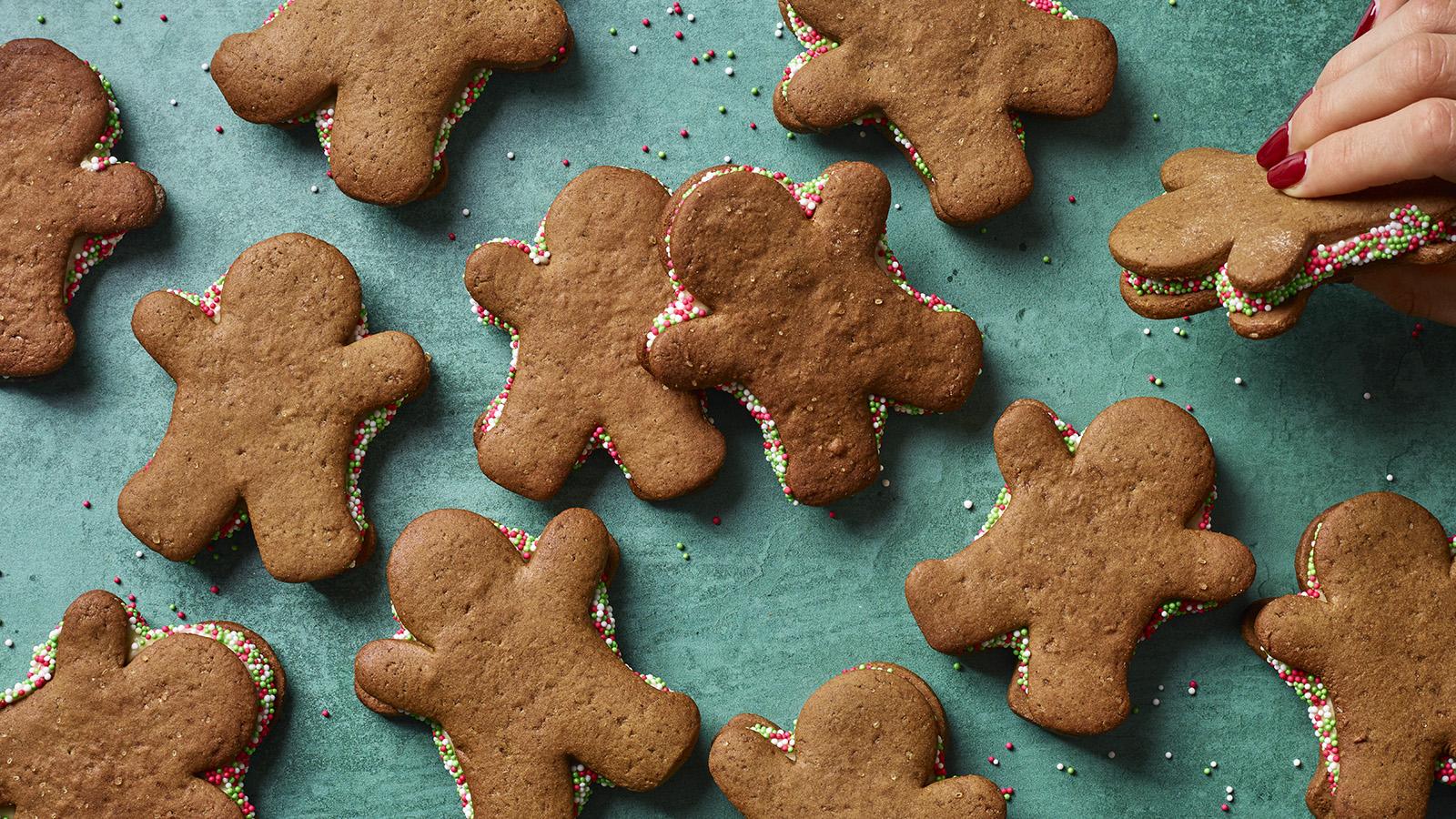 Gingerbread sandwich biscuits