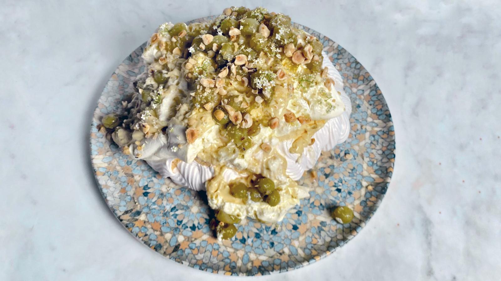 Gooseberry and elderflower pavlova