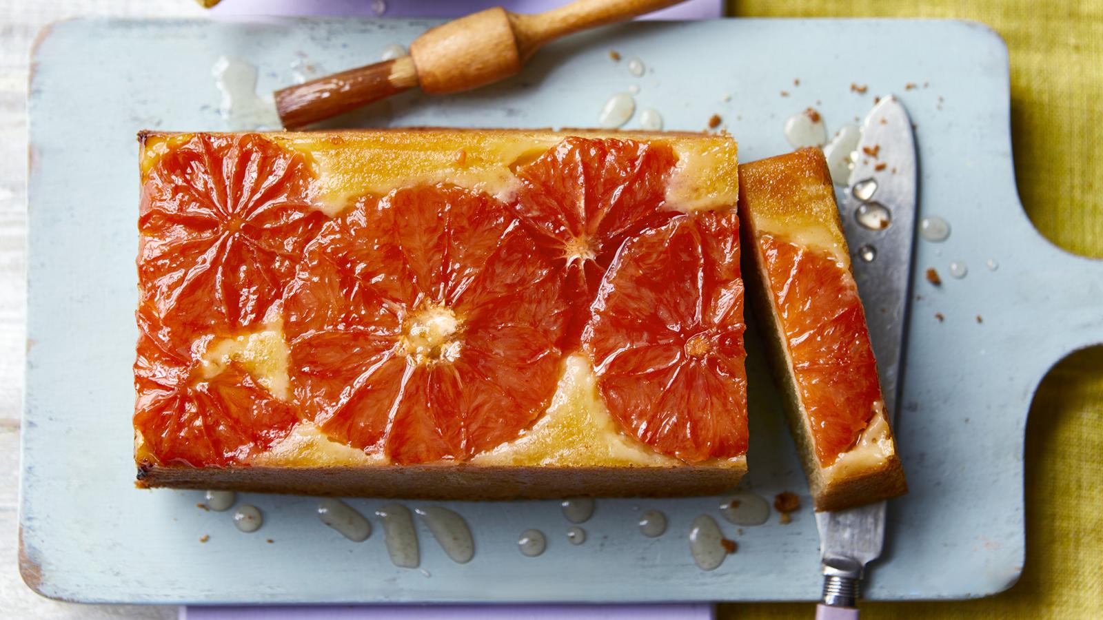 Grapefruit drizzle cake 