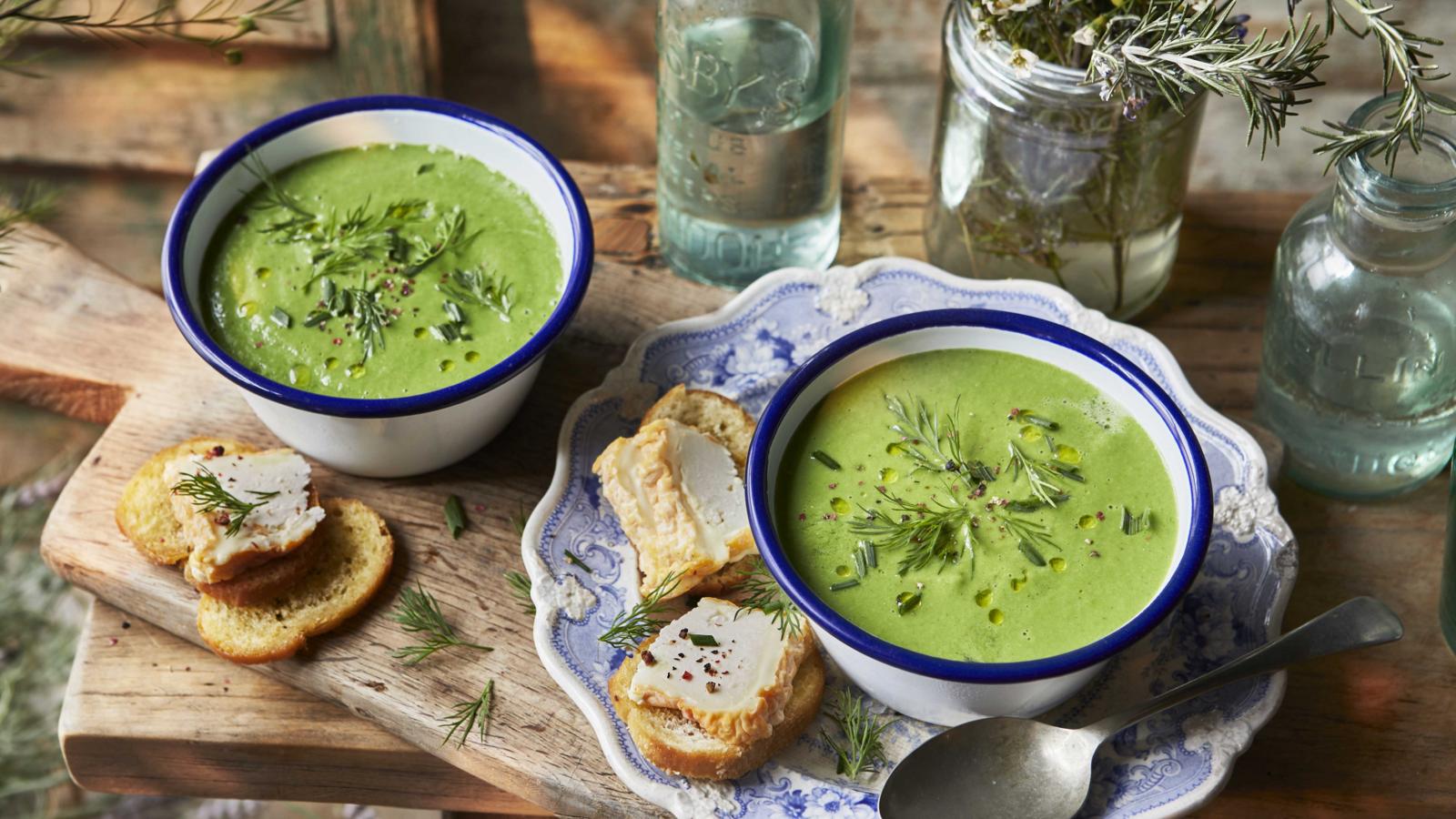 Green garden soup