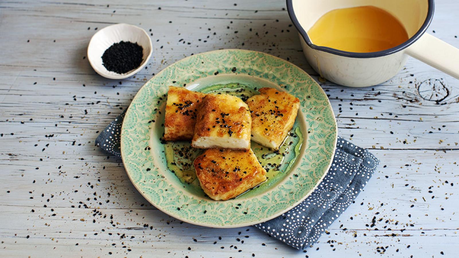 Halloumi saganaki recipe - BBC Food