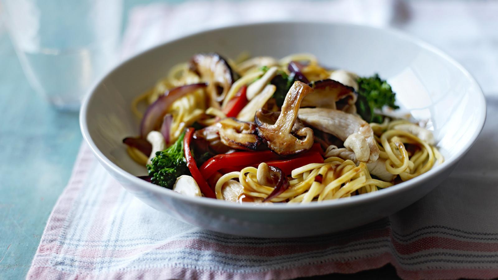 Chicken noodle stir-fry