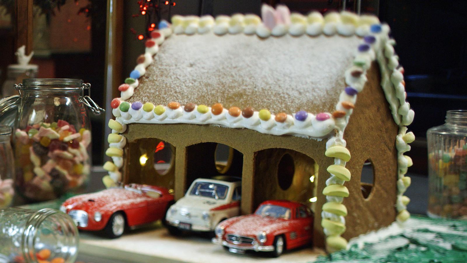 Gingerbread garage
