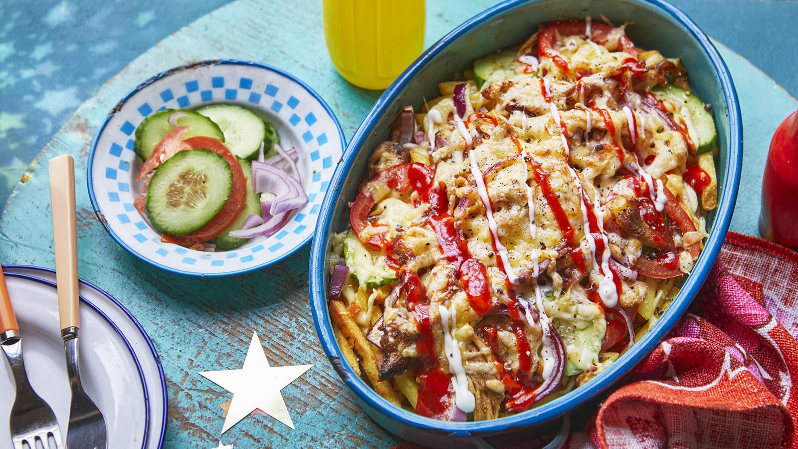 Kapsalon (Dutch loaded fries)