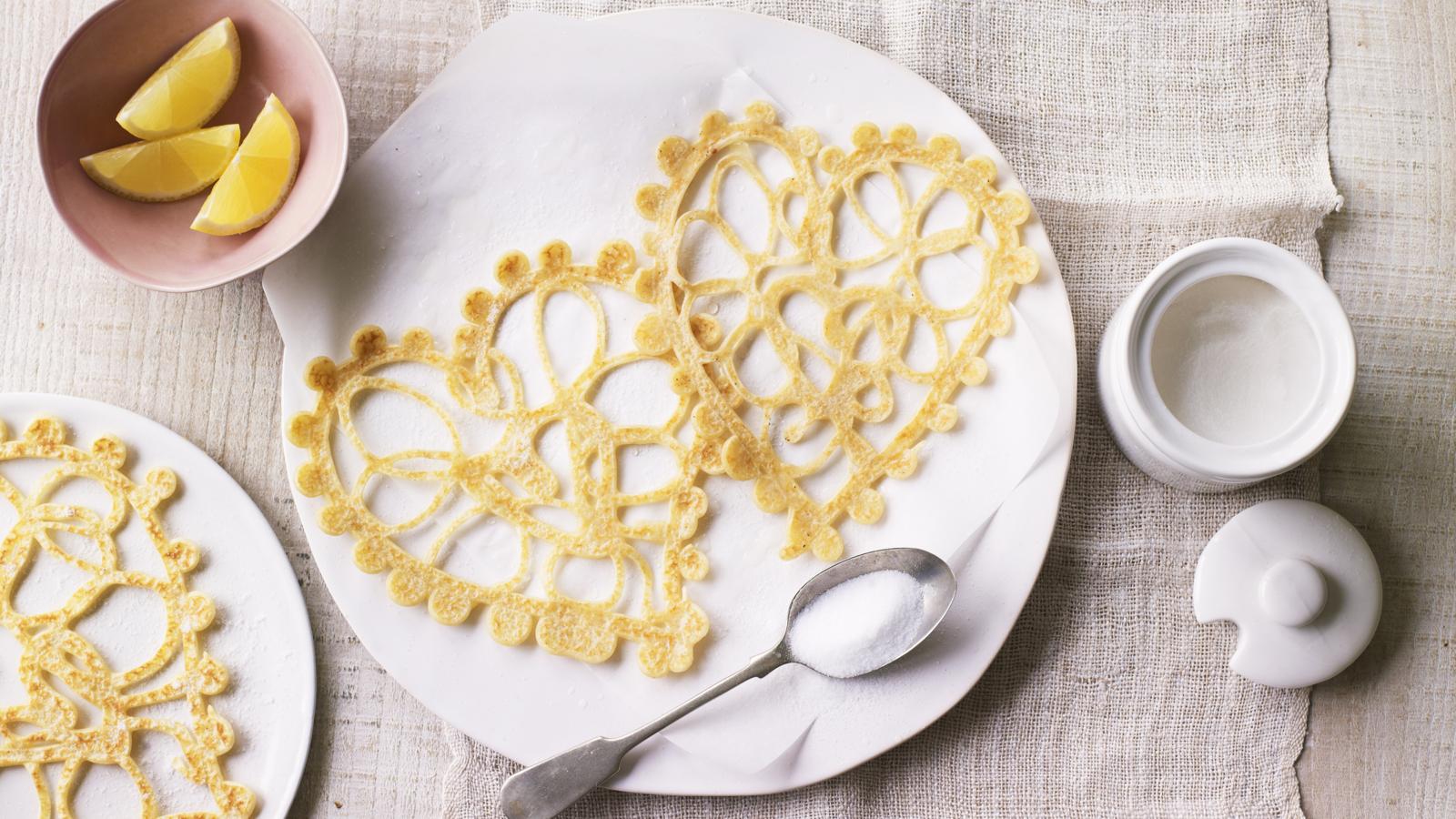 Lace pancakes