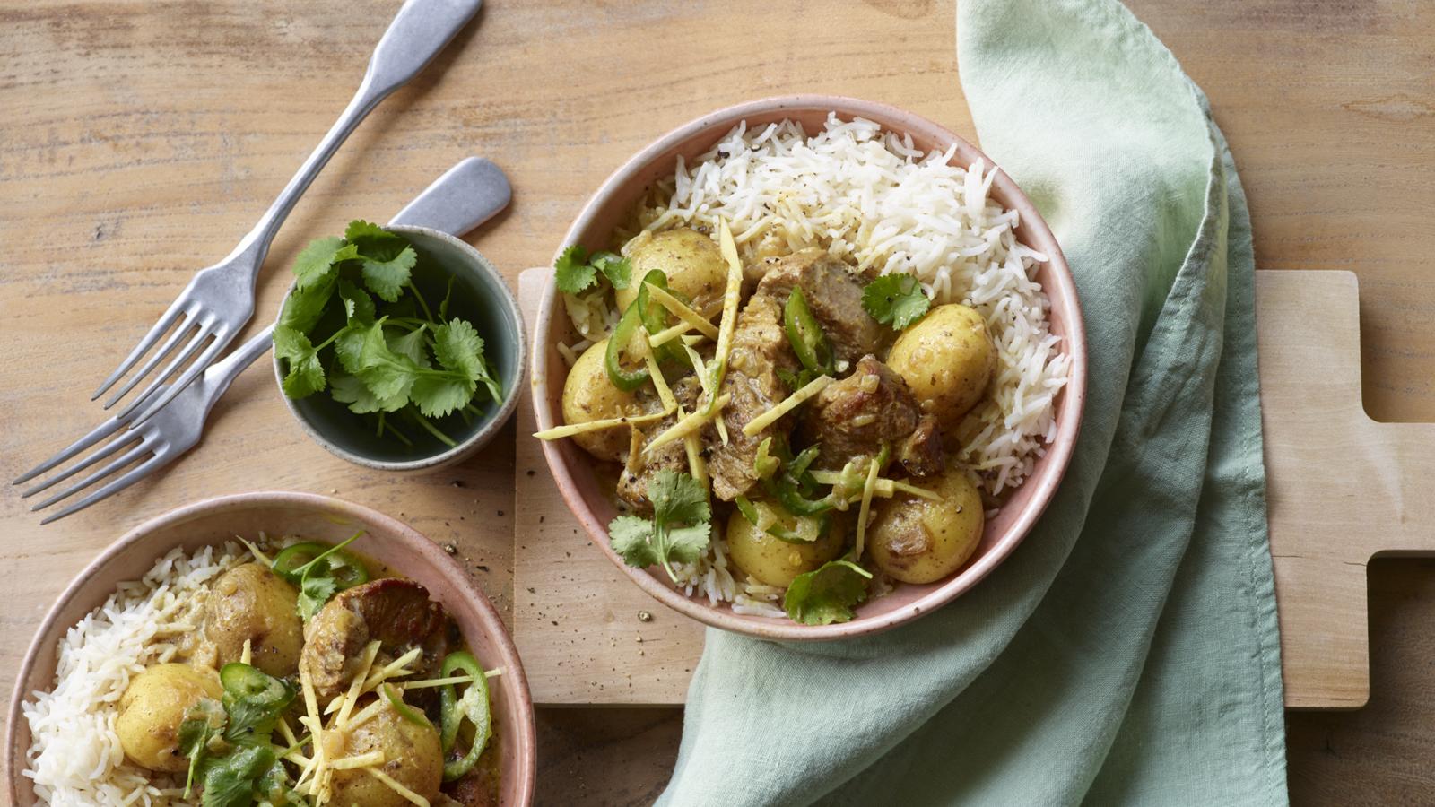 Pressure cooker lamb karahi with new potatoes