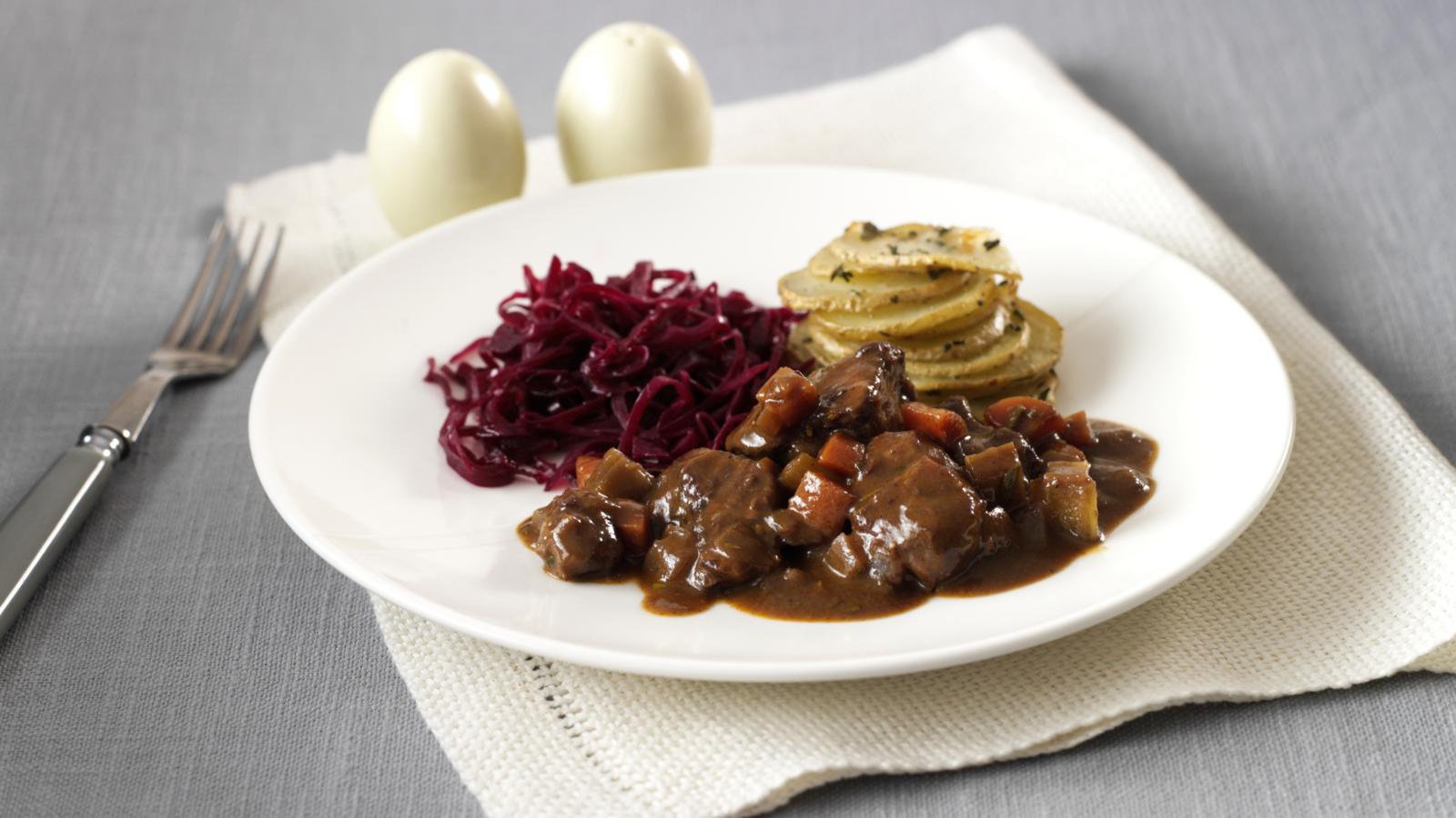 Lamb, red wine and rosemary casserole