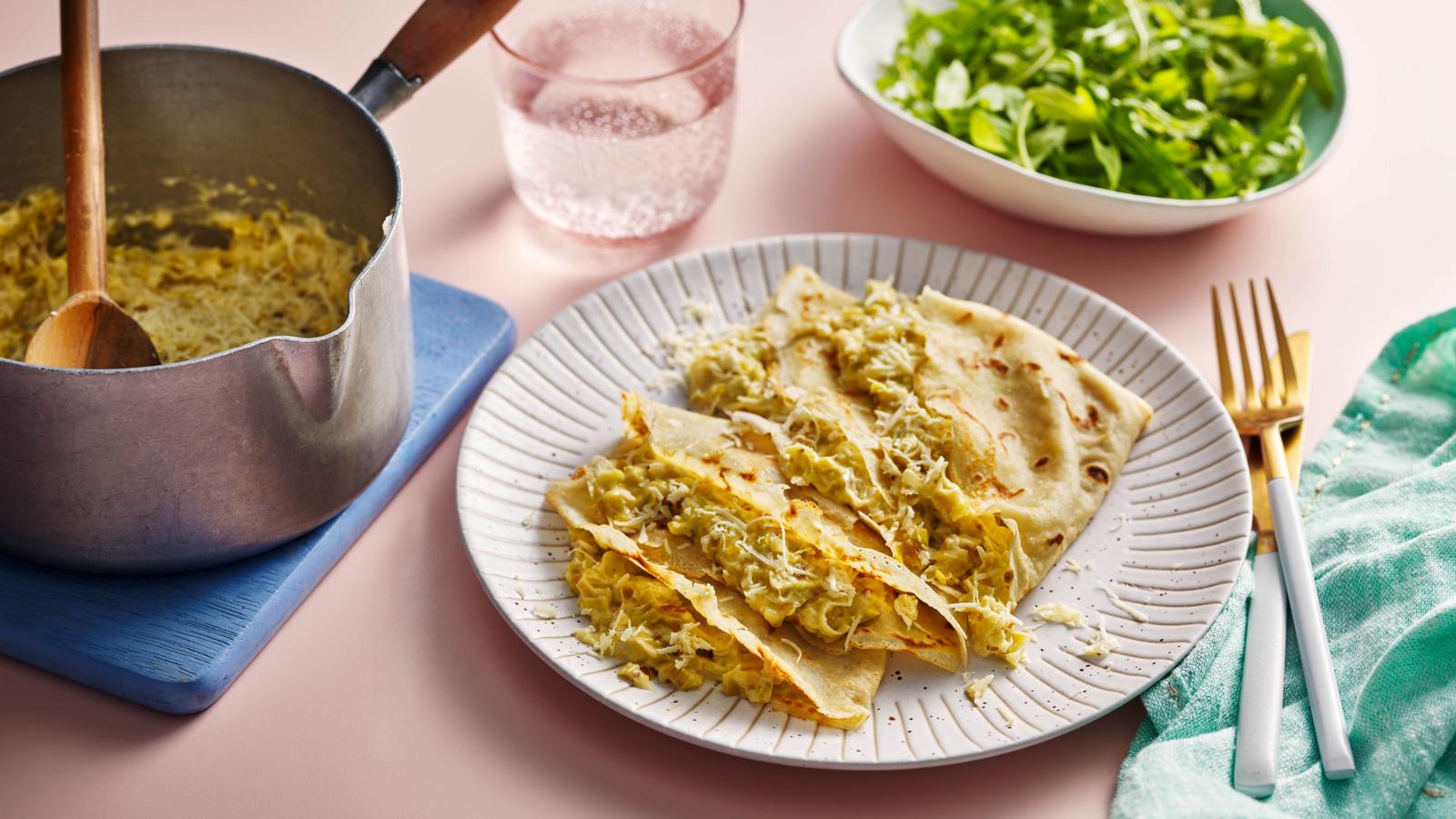 Leek and Caerphilly pancakes (Crempog cennin a caws Caerphilly)