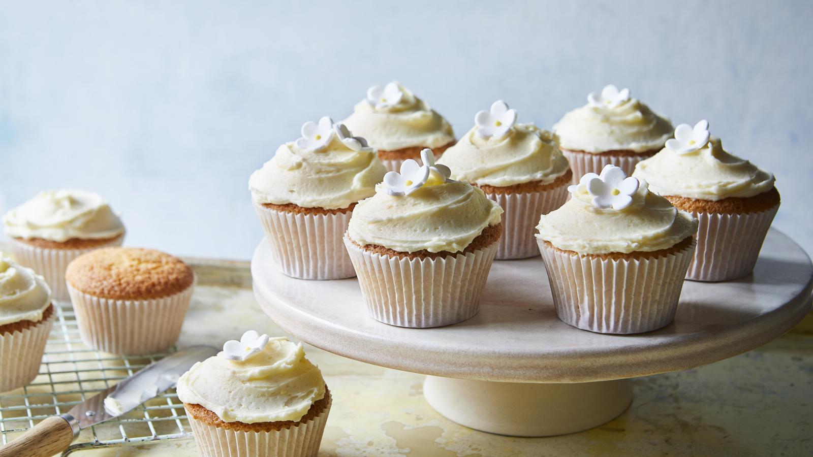 Lemon cupcakes