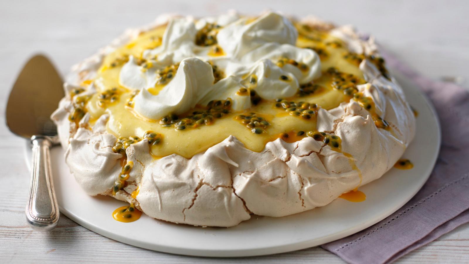 Lemon and lime pavlova