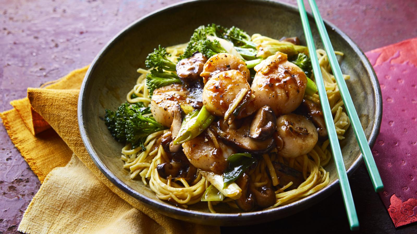 Lo mein with scallops and Tenderstem broccoli 