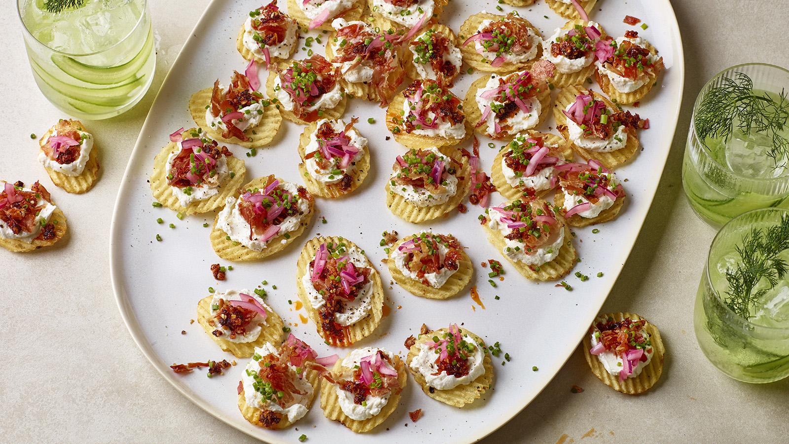 Loaded crisp canapés