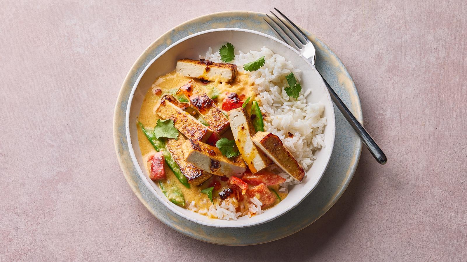 Mango, coconut and tofu curry 