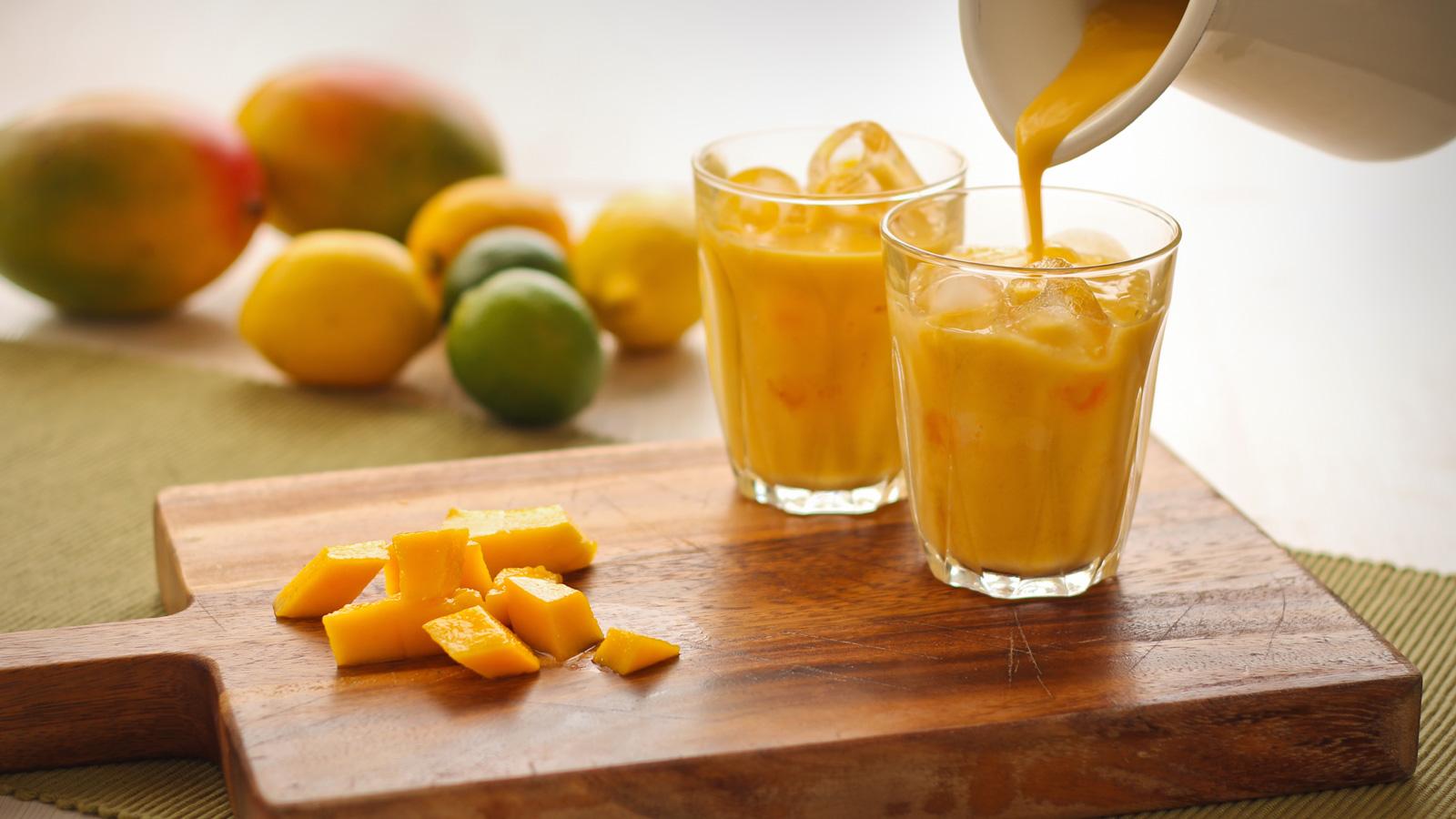 Mango smoothie