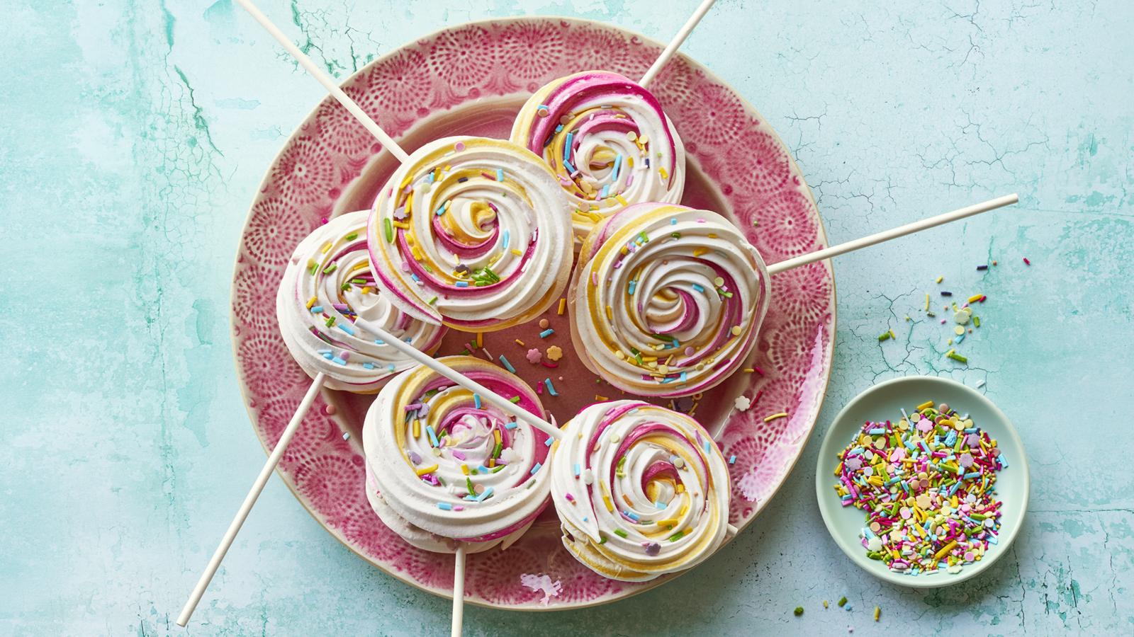 Meringue pops