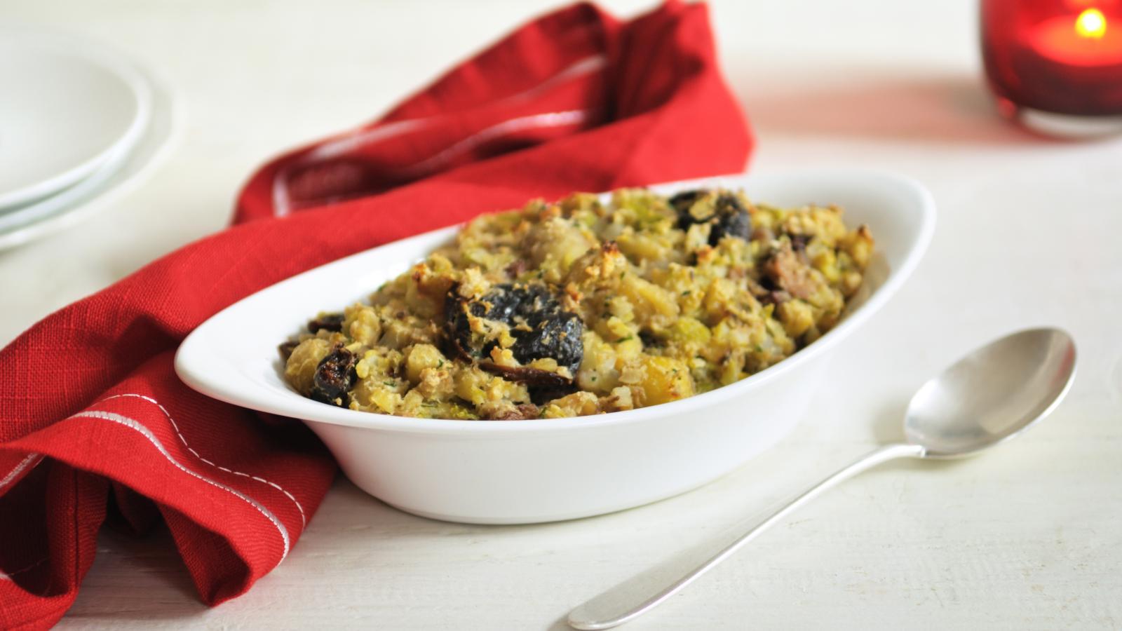 Prune and chestnut stuffing