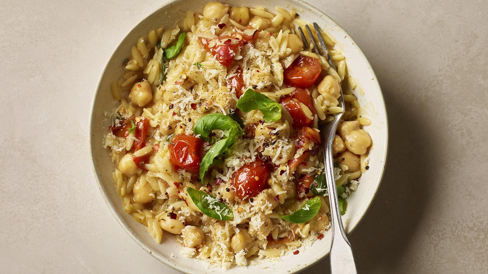 One-pot no-chop spicy tomato and chickpea orzo