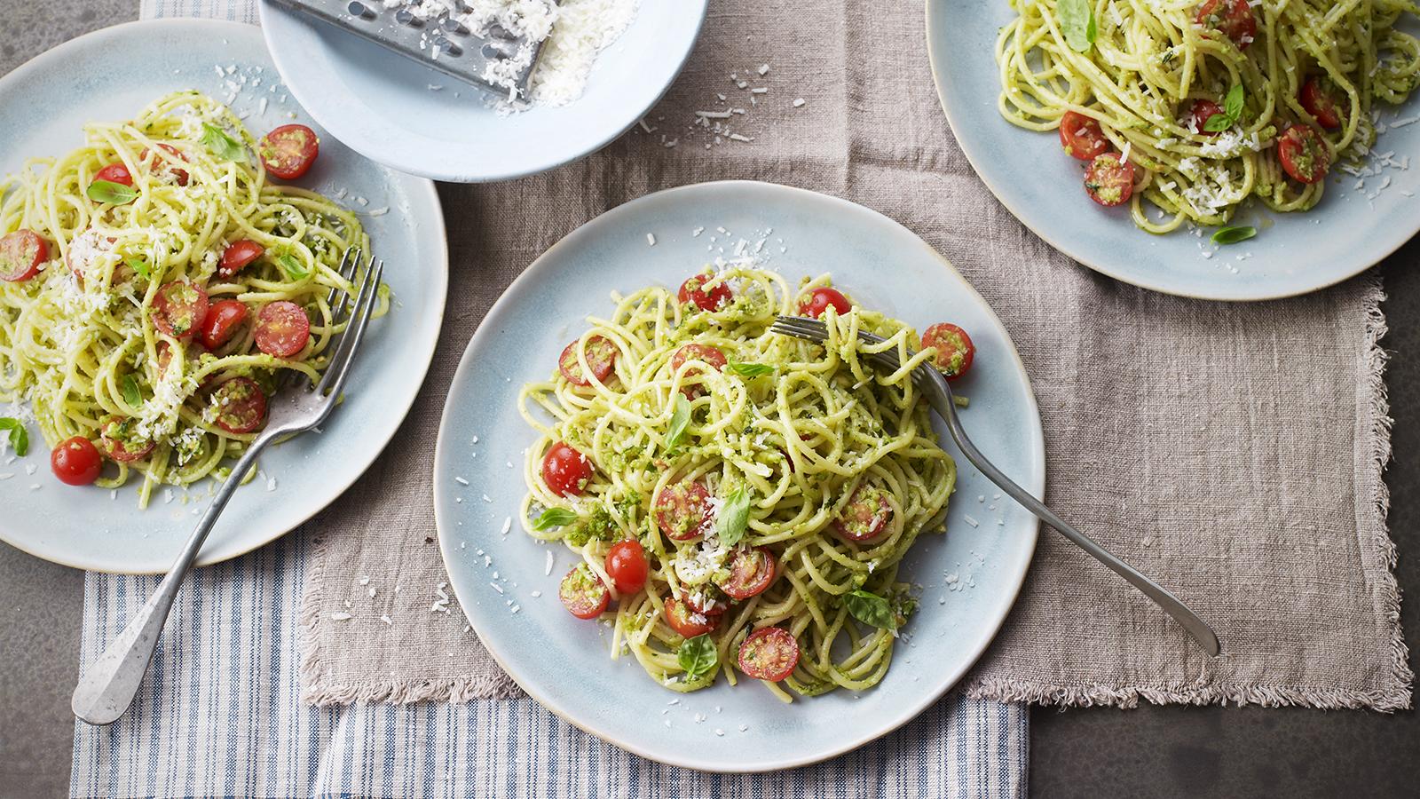 Pasta with almond, basil and pecorino pesto (pesto alla Trapanese)