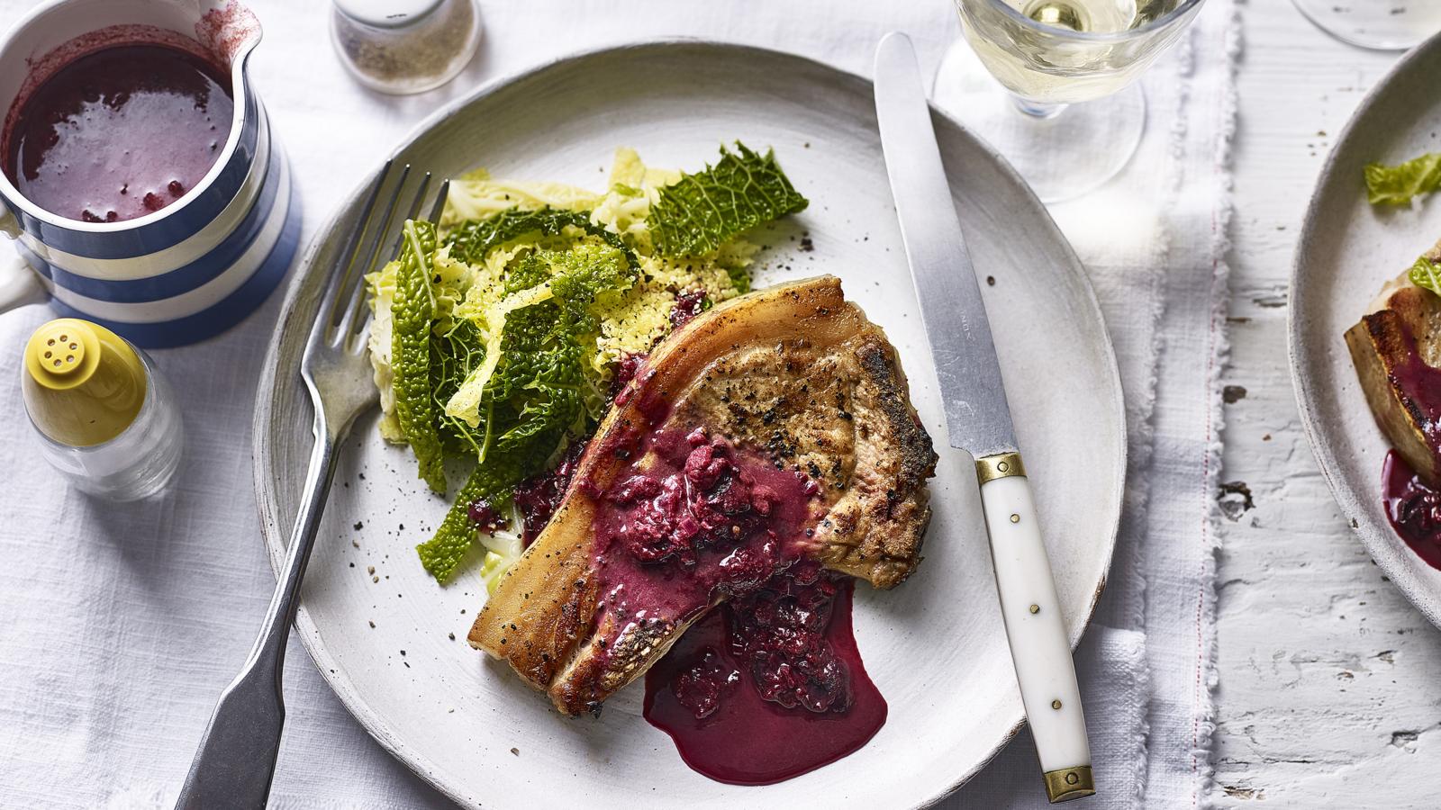 Pork chops with sloe sauce and Savoy cabbage 