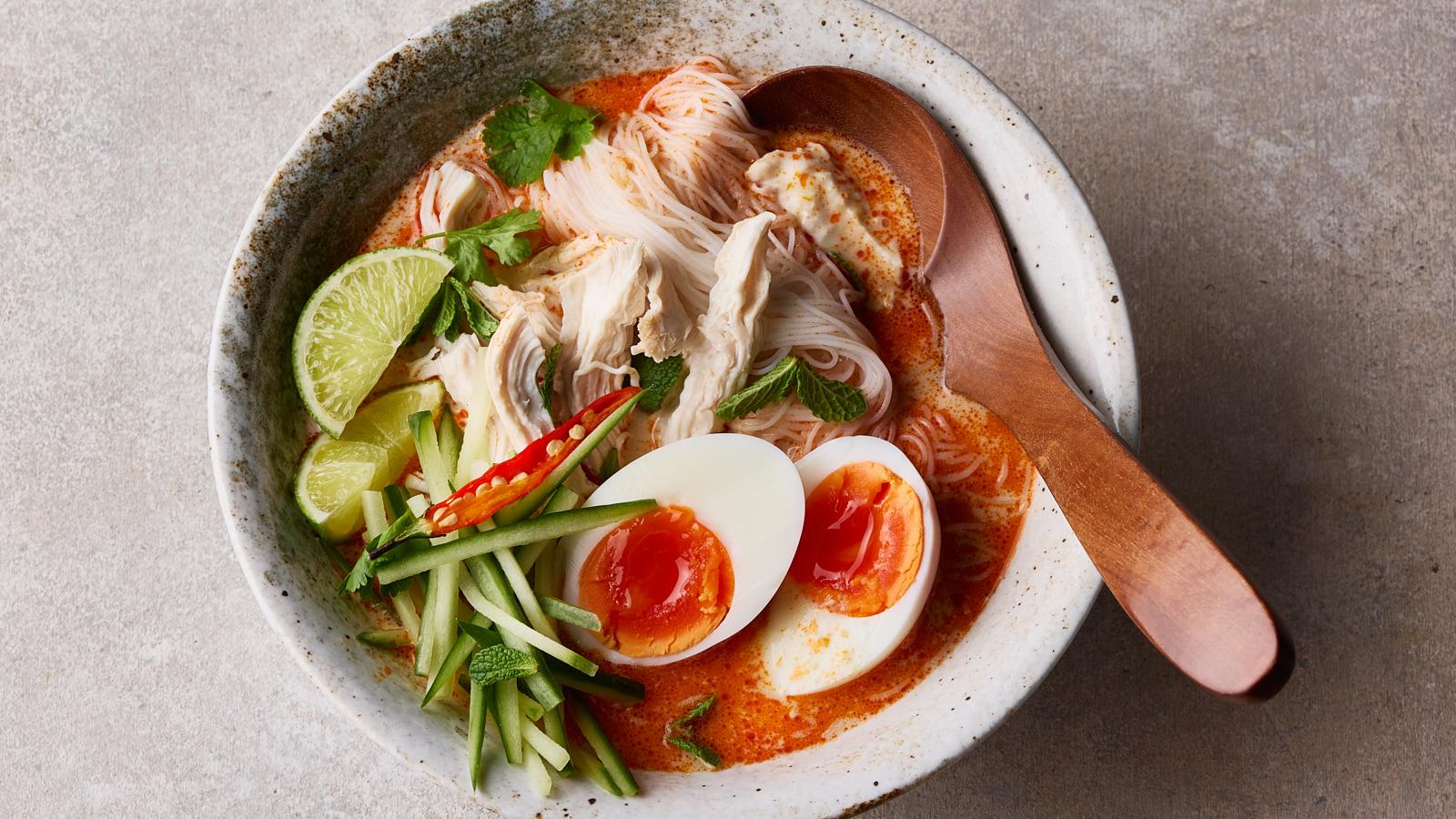 Quick chicken laksa 