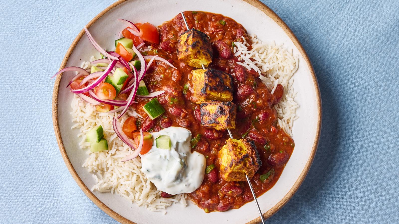 Rajma masala with tofu skewers 