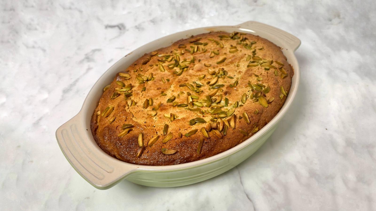 Rhubarb and pistachio tart