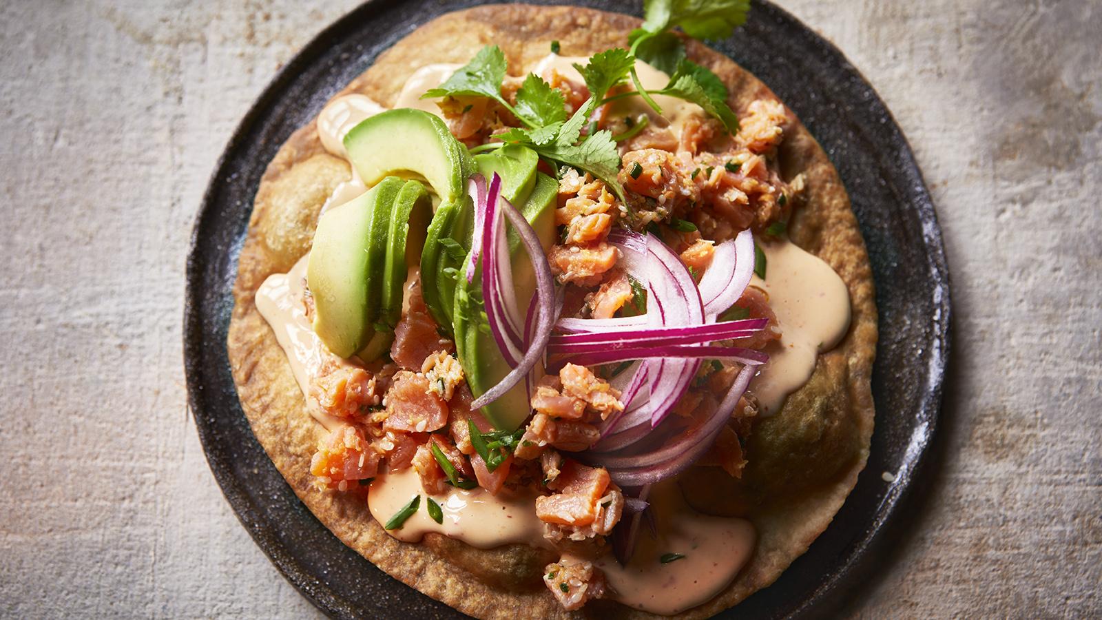Salmon tostadas