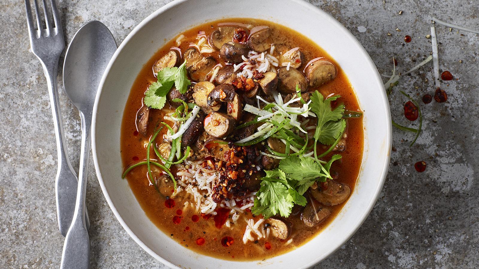 Sesame brothy rice with miso and garlic mushrooms