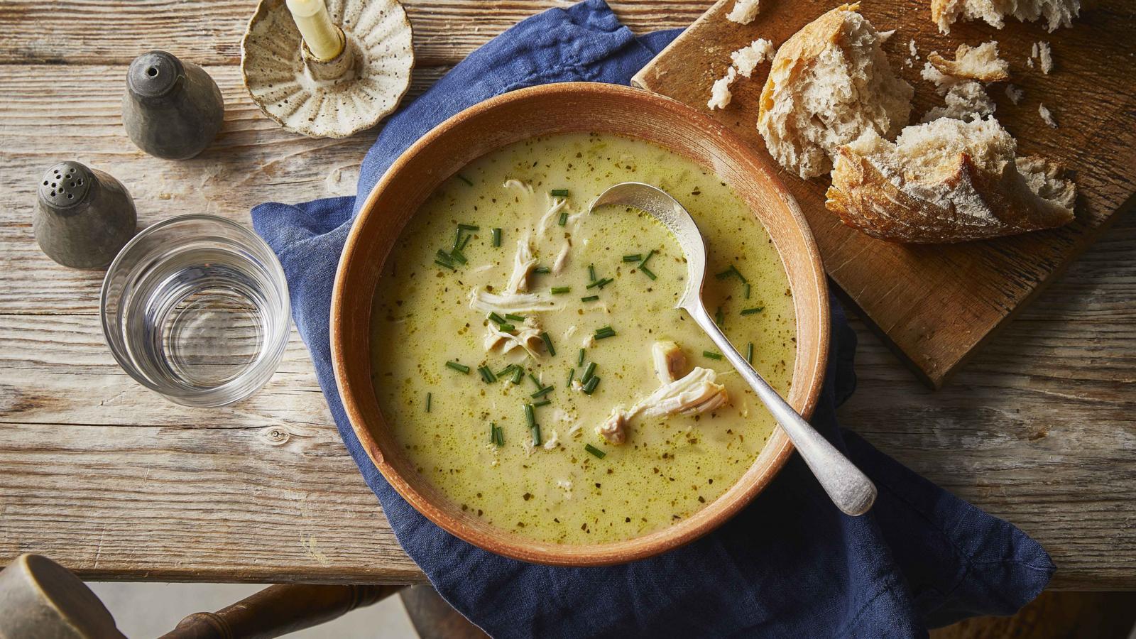 Slow cooker chicken soup