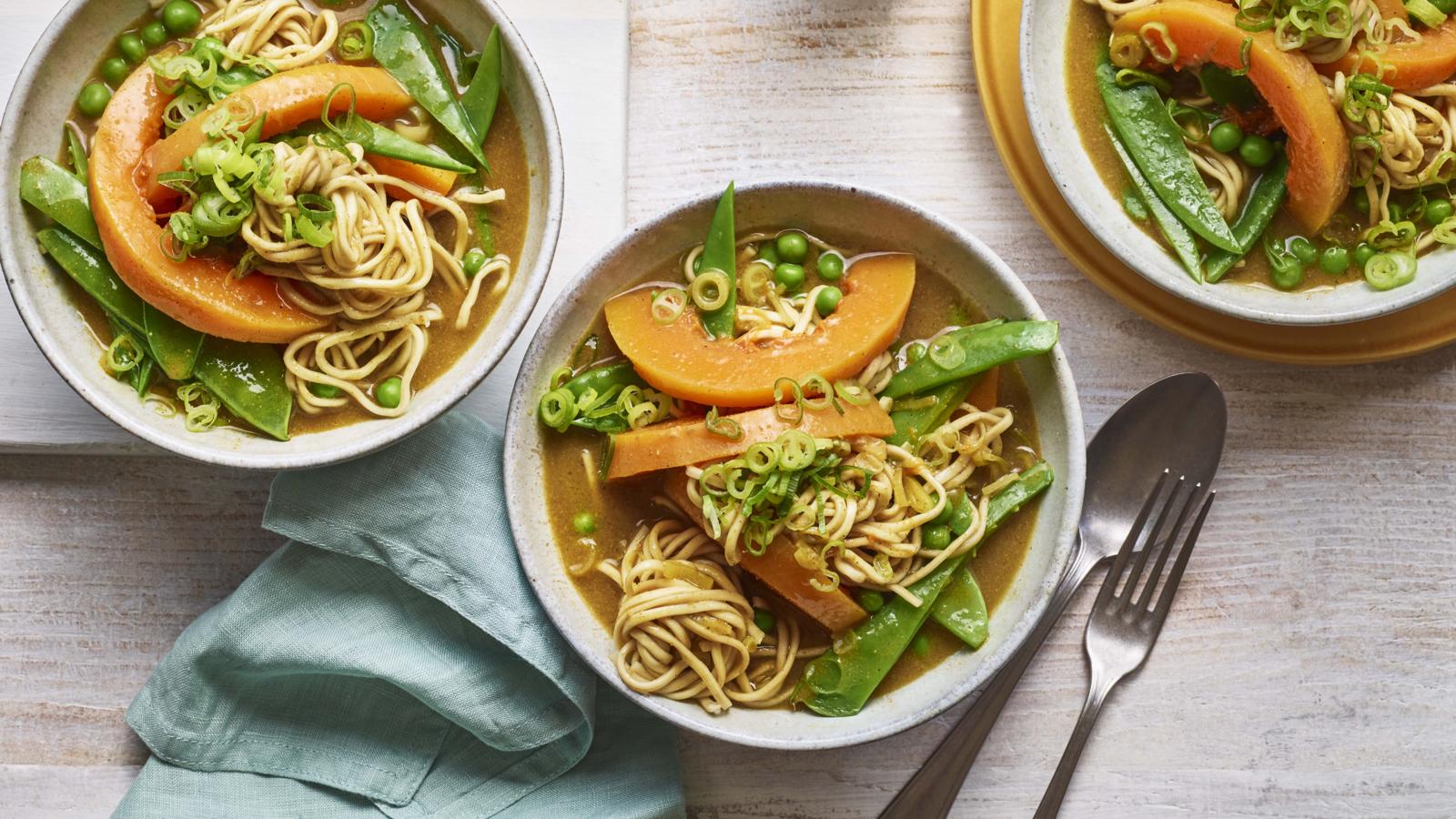 Slow cooker curried vegetable laksa