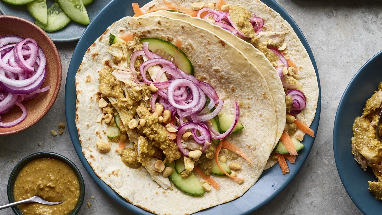 Slow cooker satay chicken wraps 