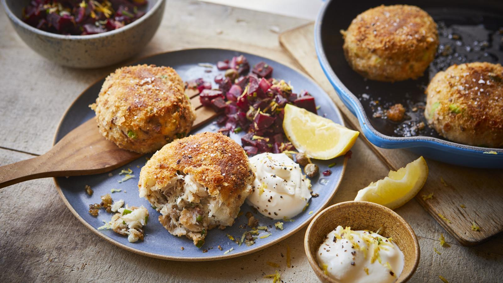 Smoked mackerel fish cakes