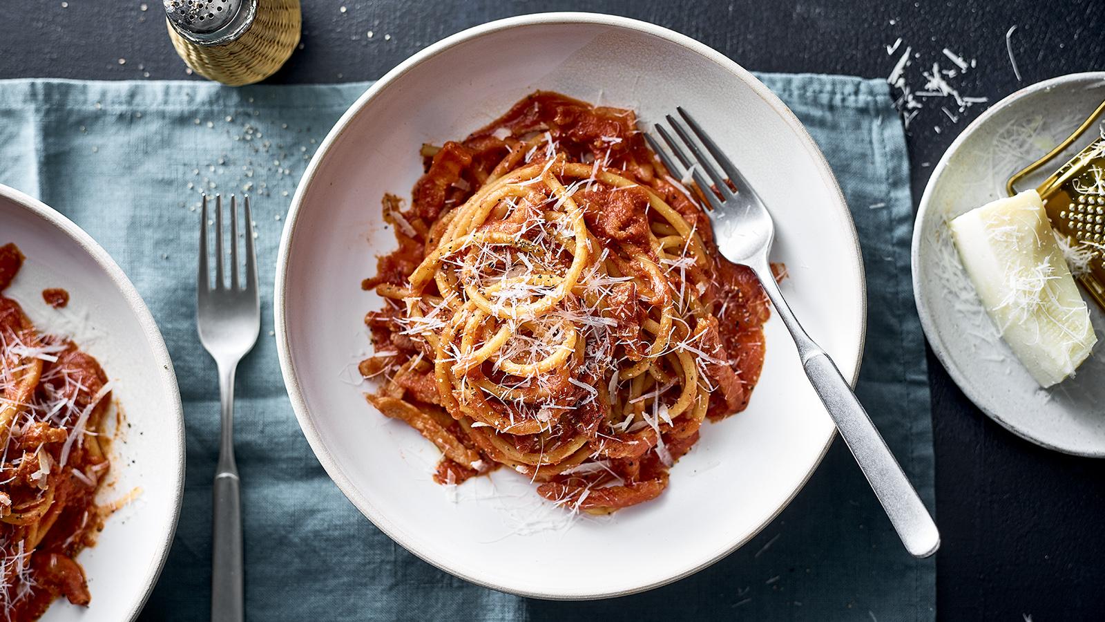 Spaghetti all’amatriciana recipe - BBC Food