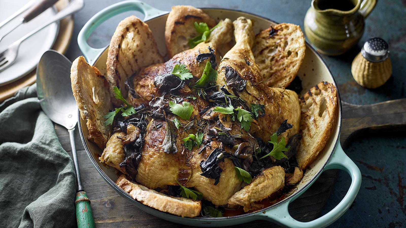 Spiced chicken with wild mushrooms and garlic toast