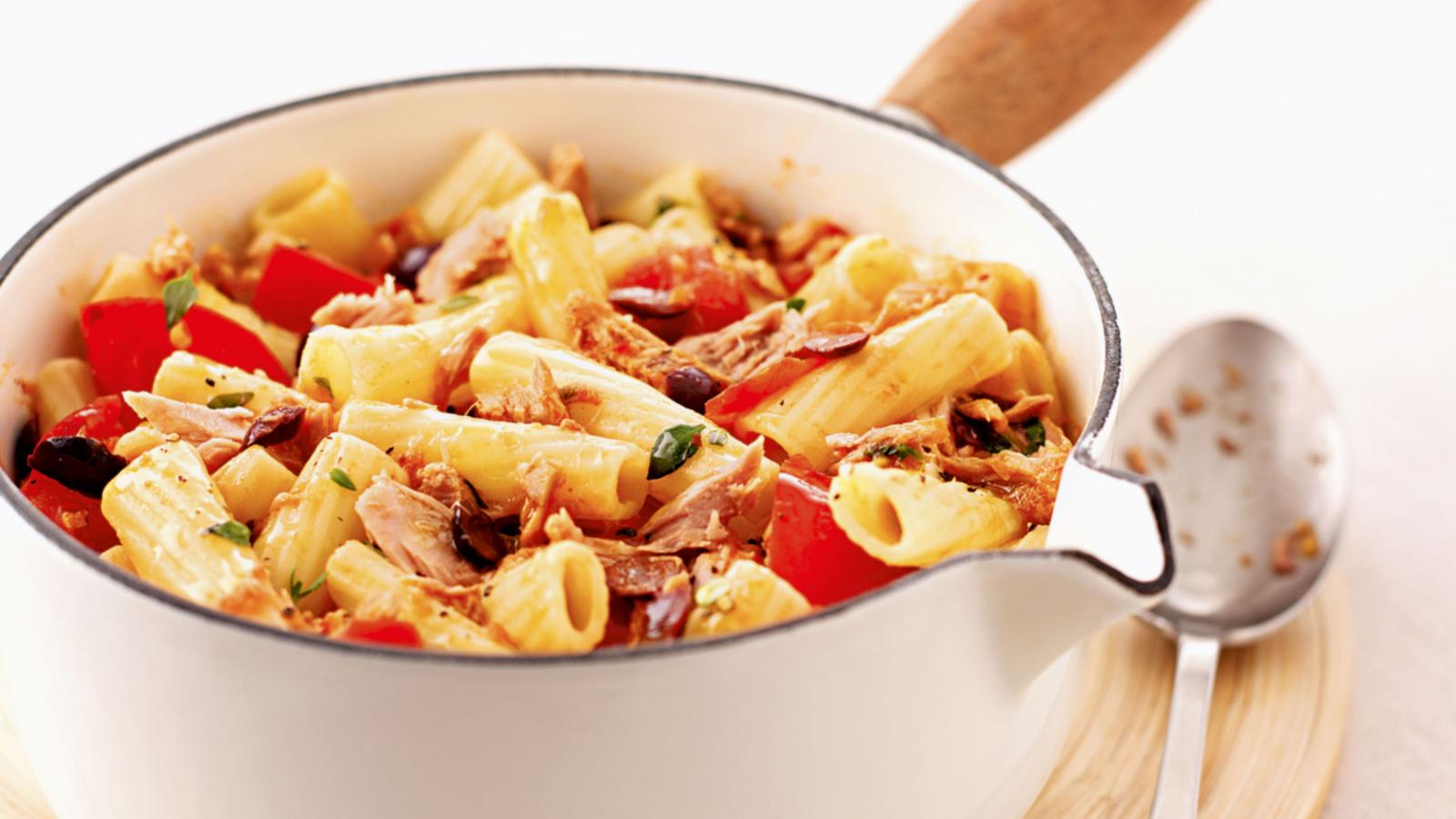 Tinned tuna recipes - BBC Food