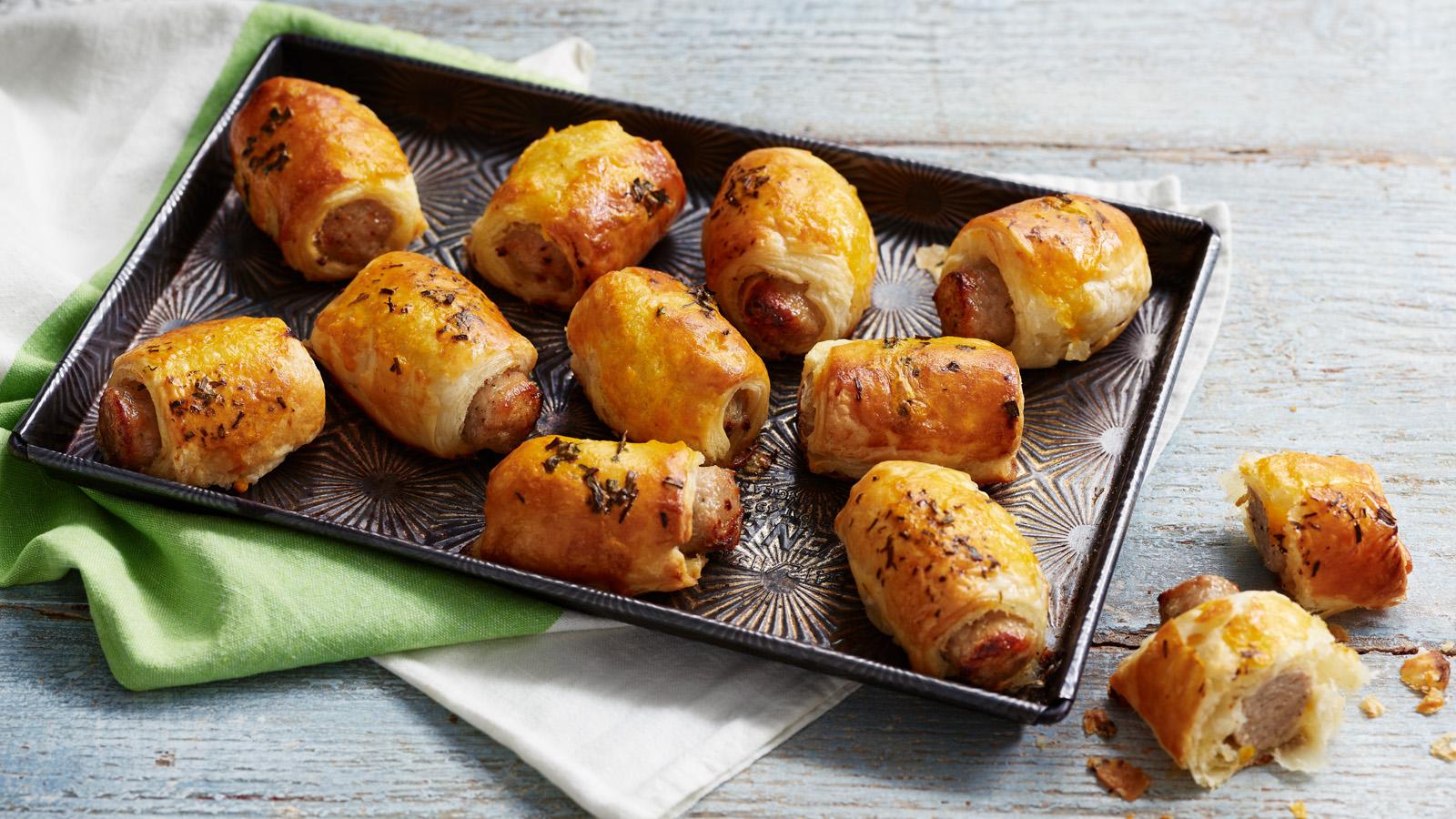 Easy sausage rolls