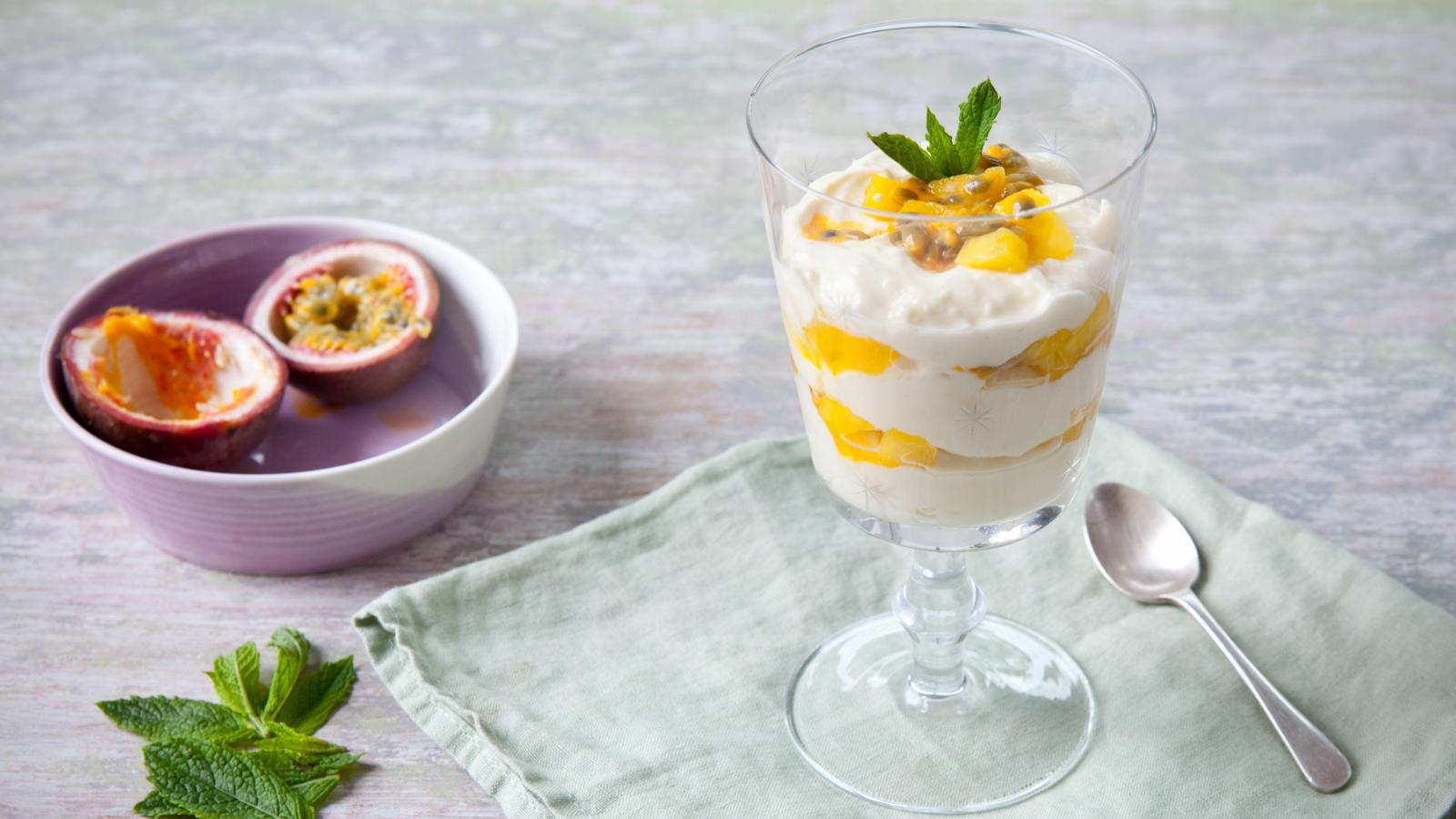 Totally tropical Eton mess