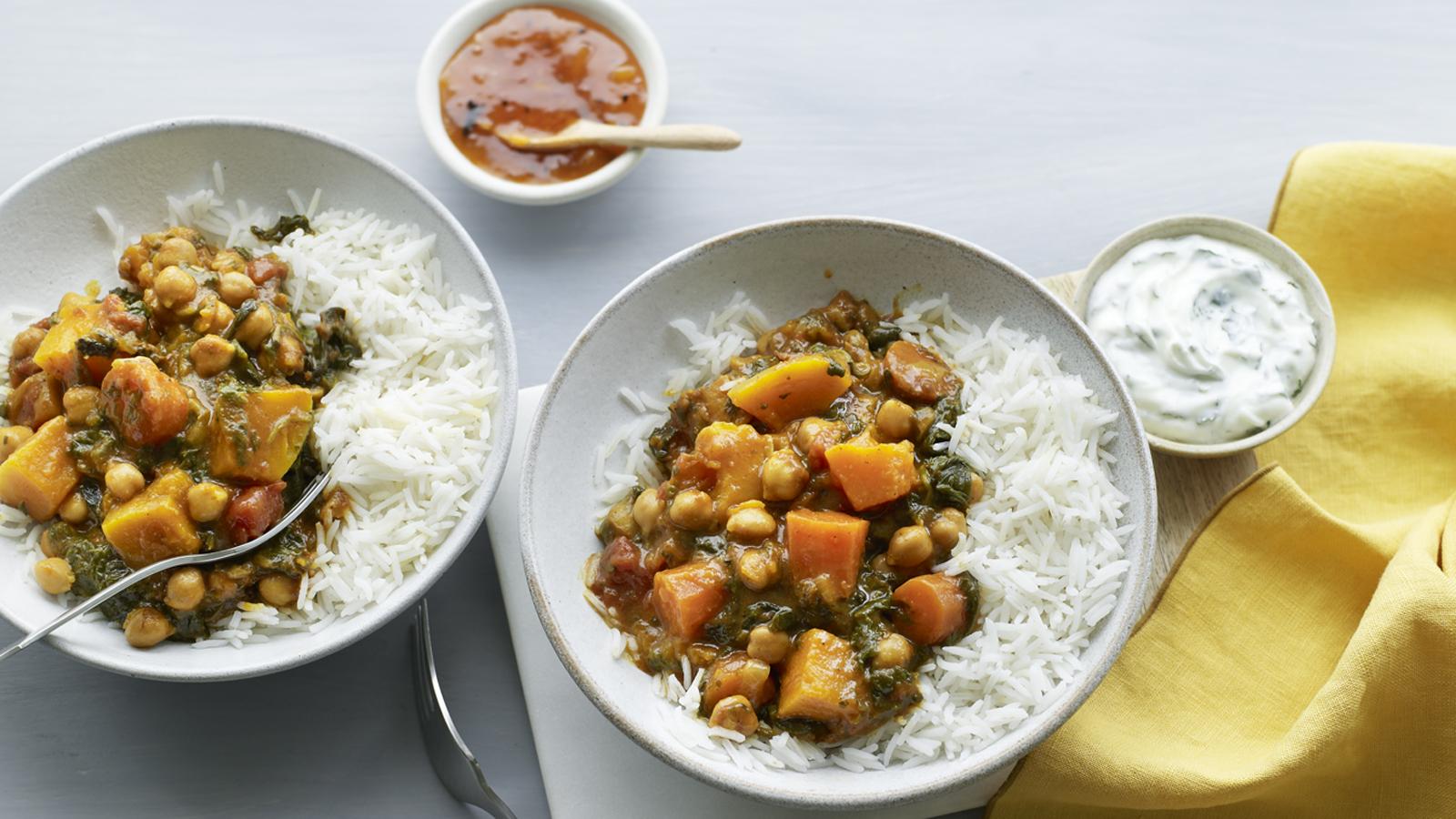 Veggie slow cooker curry recipe - BBC Food