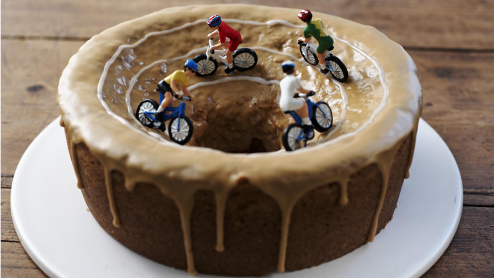 Velodrome cake