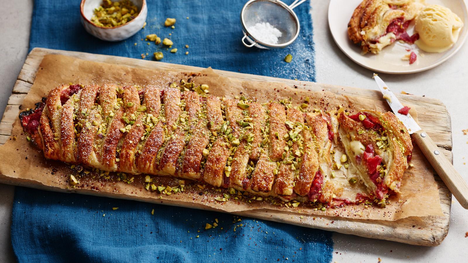 Winter-spiced plum plait 