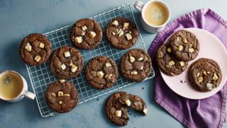 Chocolate chip pan cookie recipe - BBC Food